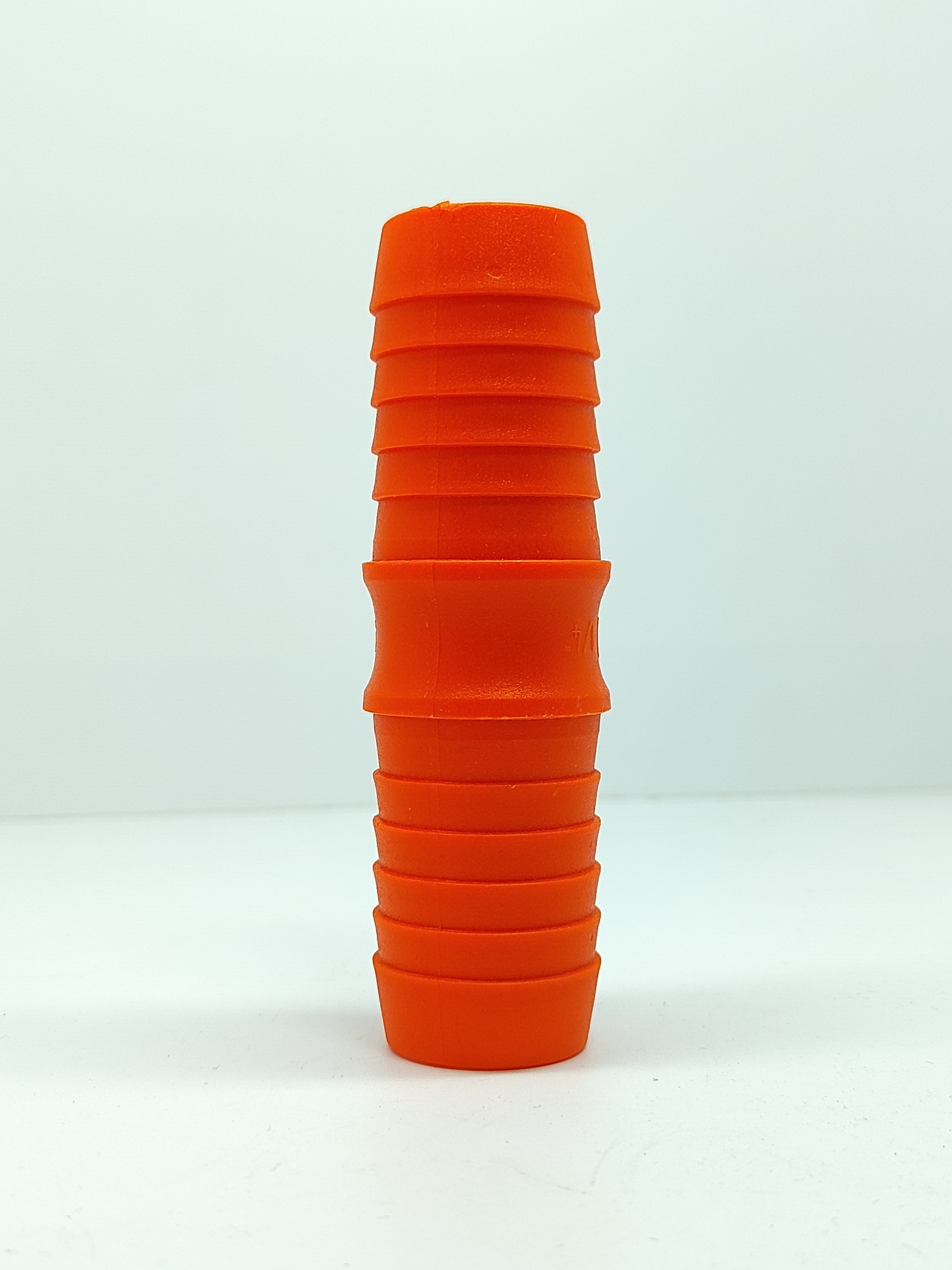 Пластиковий йоржик на шланг 1-1/4''