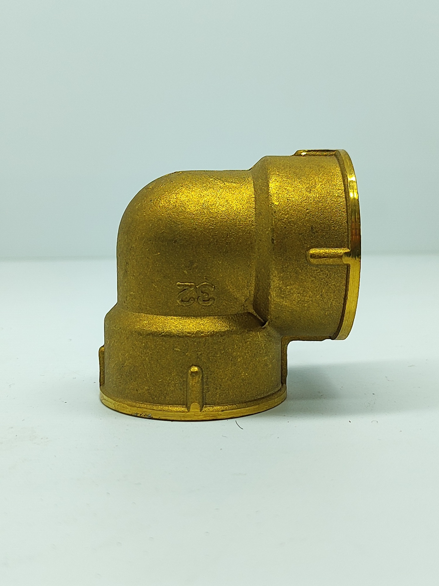 product-media-img