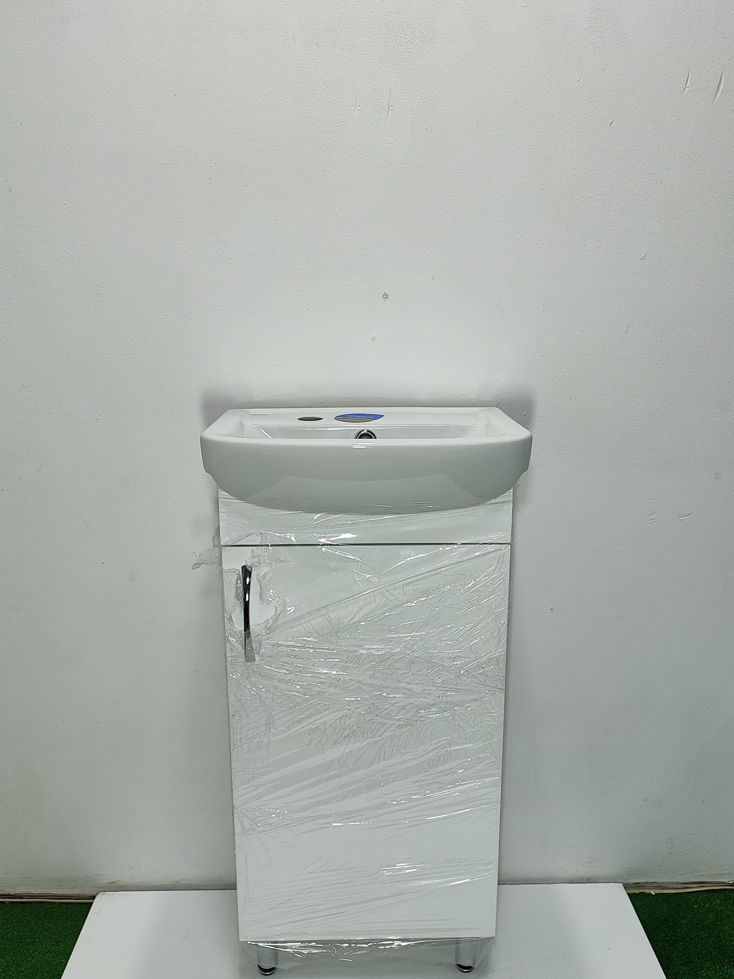 product-media-img
