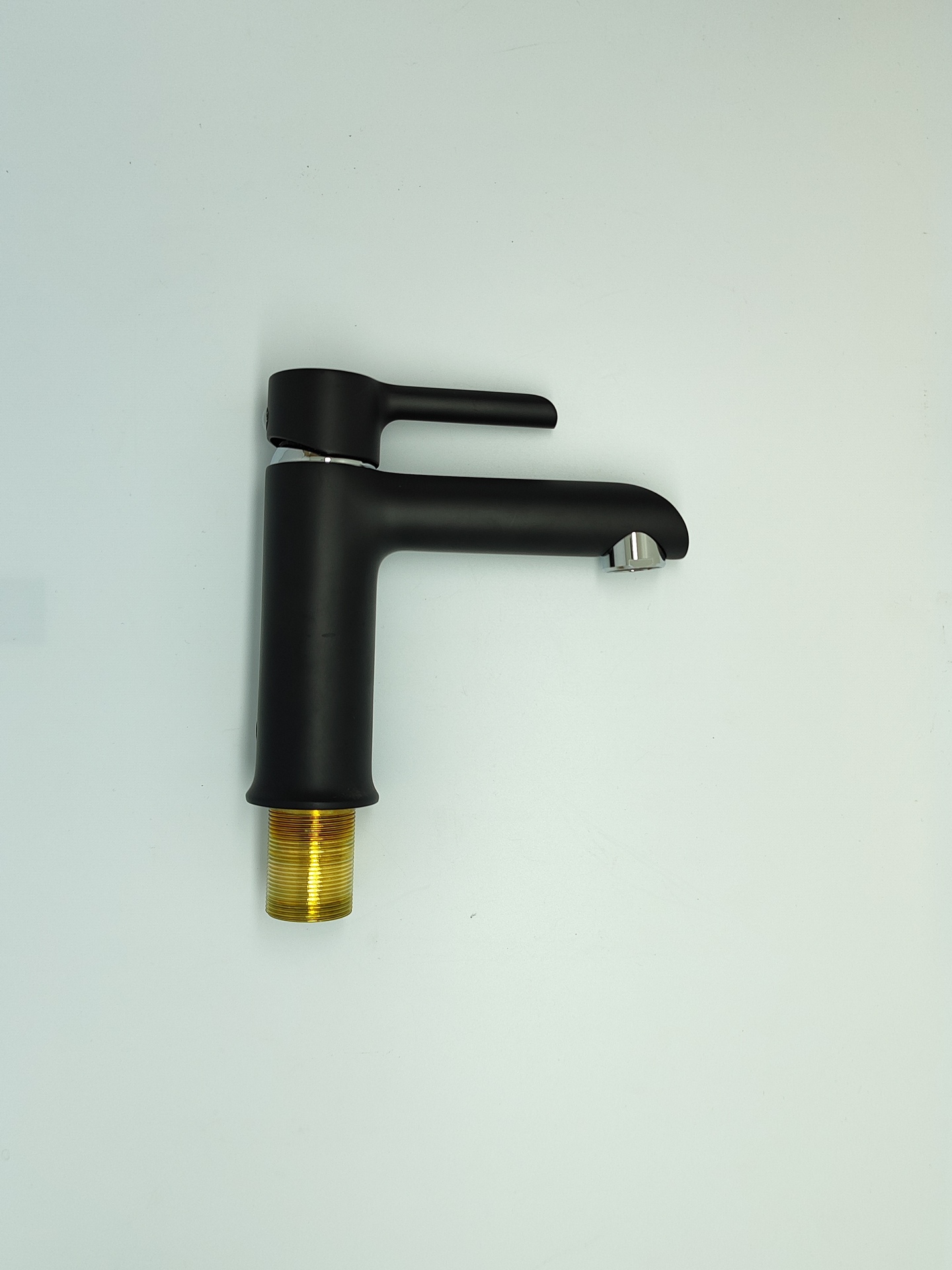 product-media-img